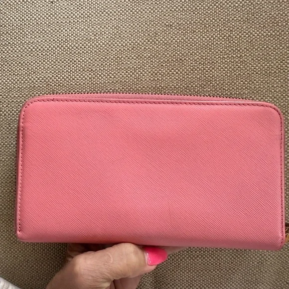 PRADA Zip around Peony Pink Saffiano Bow Wallet. - Picture 14 of 14